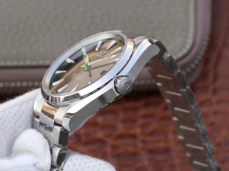 REPLICA OMEGA SEAMASTER AQUA TERRA 150M MASTER GOLF EDITION 231.10.42.21.01.004 VS FACTORY BLACK DIAL - 图片 3